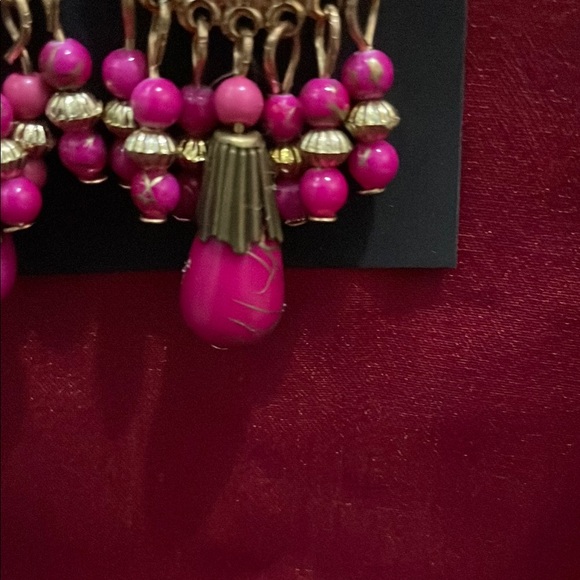 Fashion Jewelry Pink and Gold Chandelier Earrings - Picture 3 of 7